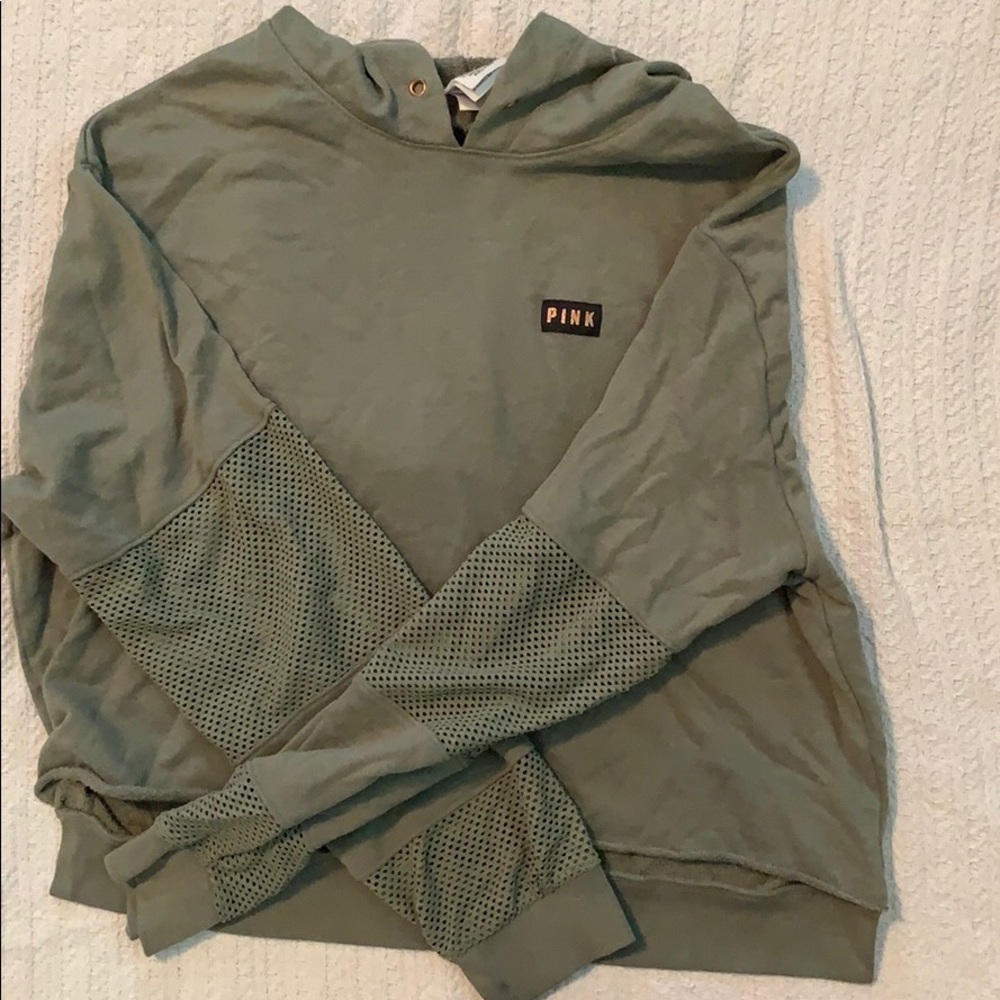 Green cropped hoodie